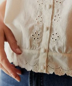 Petite Mendigote Joy White Top