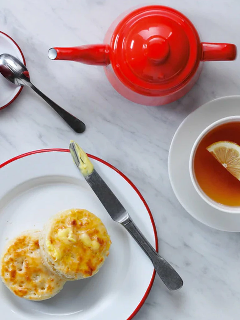 Falcon Enamelware Enamelware Original White Tea Pot 1 Falcon Enamelware Enamelware Original White Tea Pot